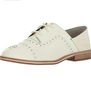 ED by Ellen Degeneres Lolena